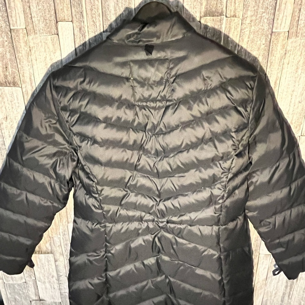 Black Puffer Jacket - Picture 4 of 5